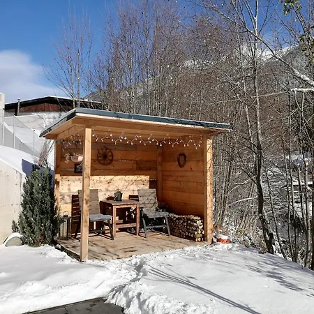 Am Muehlbach Daire Reith bei Seefeld